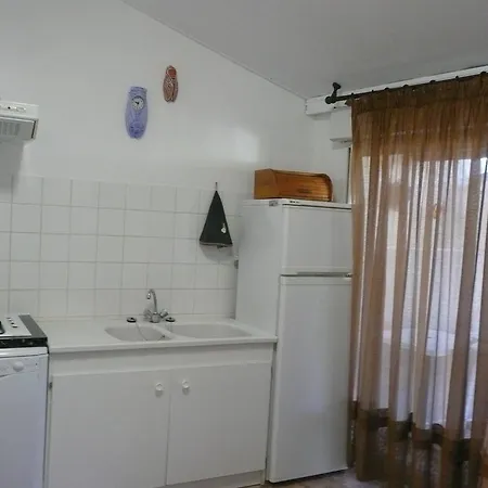 Villa La Soleiade Gites 2A4 Pers Type F2, Climatises, Au Lac De Saint-Cassien,15Mn De Cannes, Frejus St Raphael,10Mn Mandelieu La Napoule Montauroux Buitenkant foto