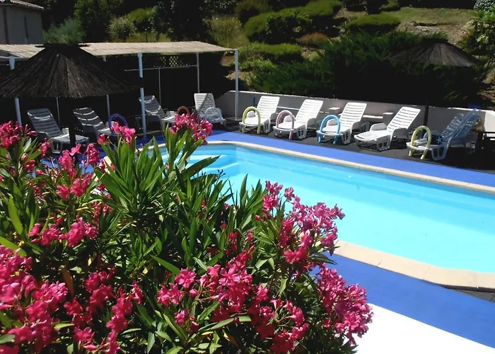 Villa La Soleiade Gites 2A4 Pers Type F2, Climatises, Au Lac De Saint-Cassien,15Mn De Cannes, Frejus St Raphael,10Mn Mandelieu La Napoule
