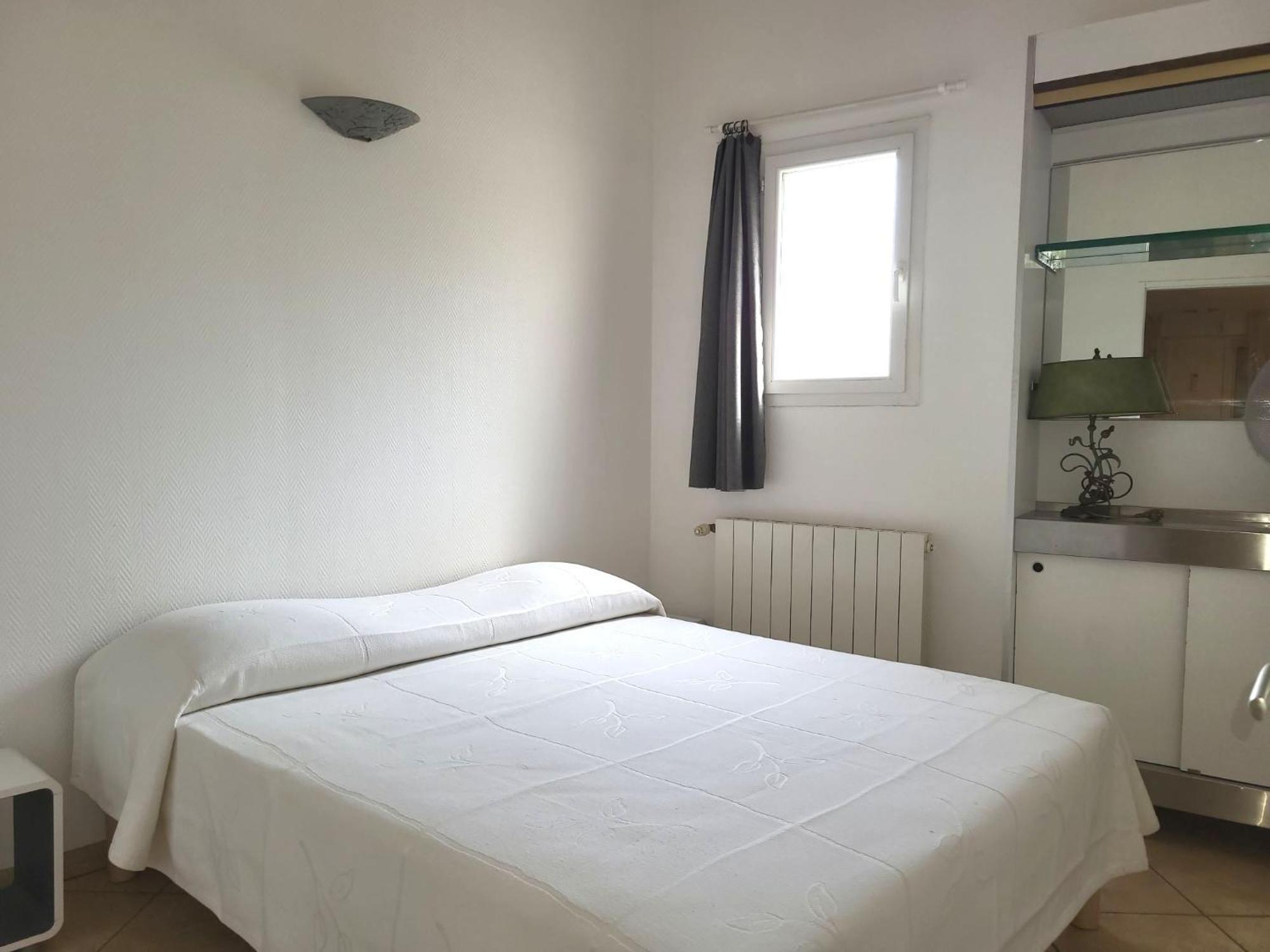 15mn De Cannes, La Soleiade , 3gites 2-4 Pers Type T2, Climatises, Piscine, Au De Saint-cassien Ferienhaus Montauroux