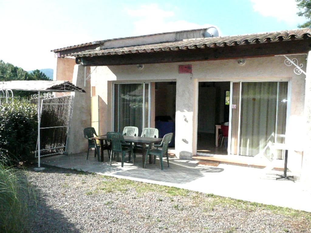 La Soleiade: Lakeside With Ac Near Cannes Montauroux