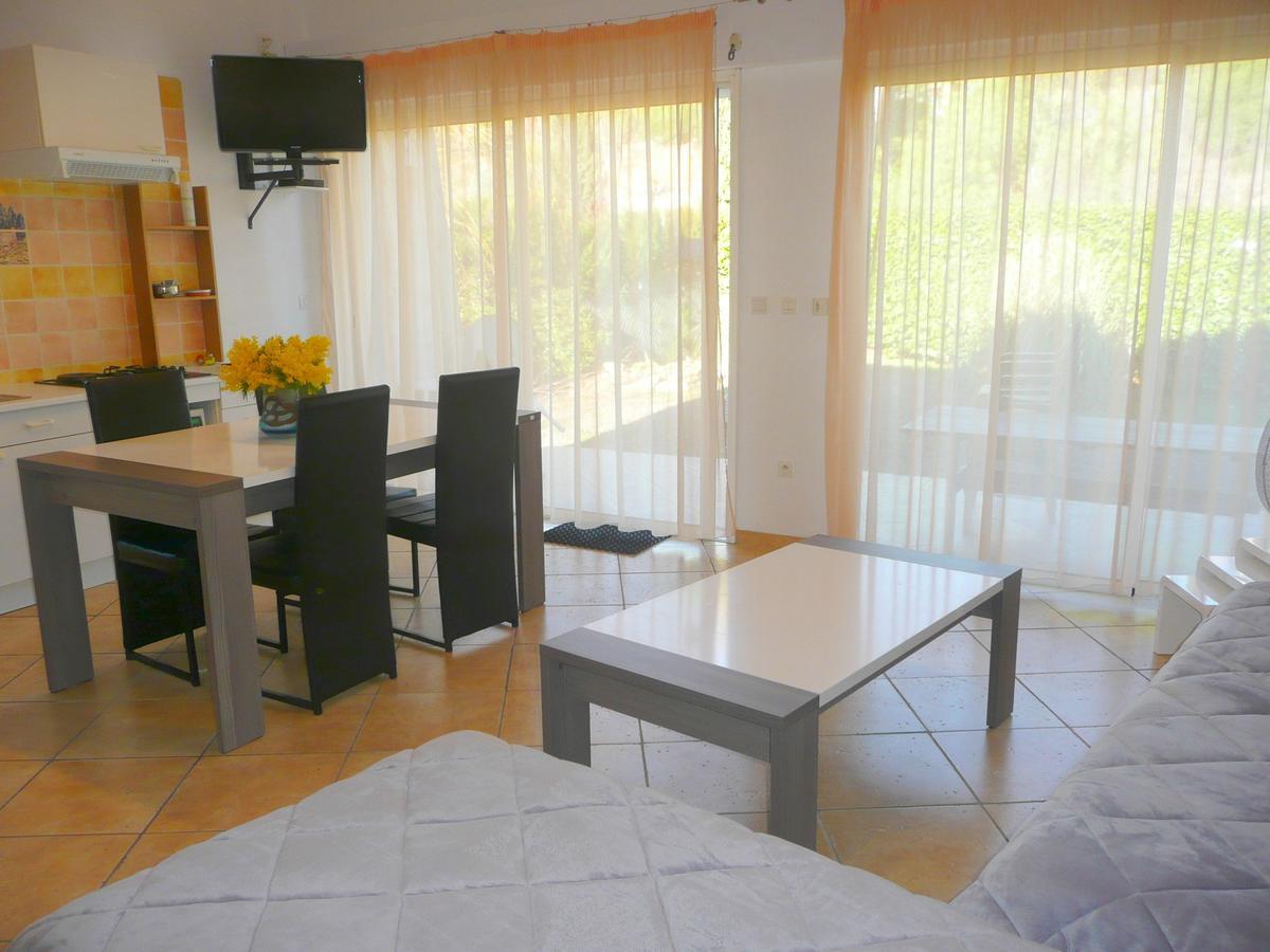 La Soleiade: Lakeside With Ac Near Cannes * Montauroux